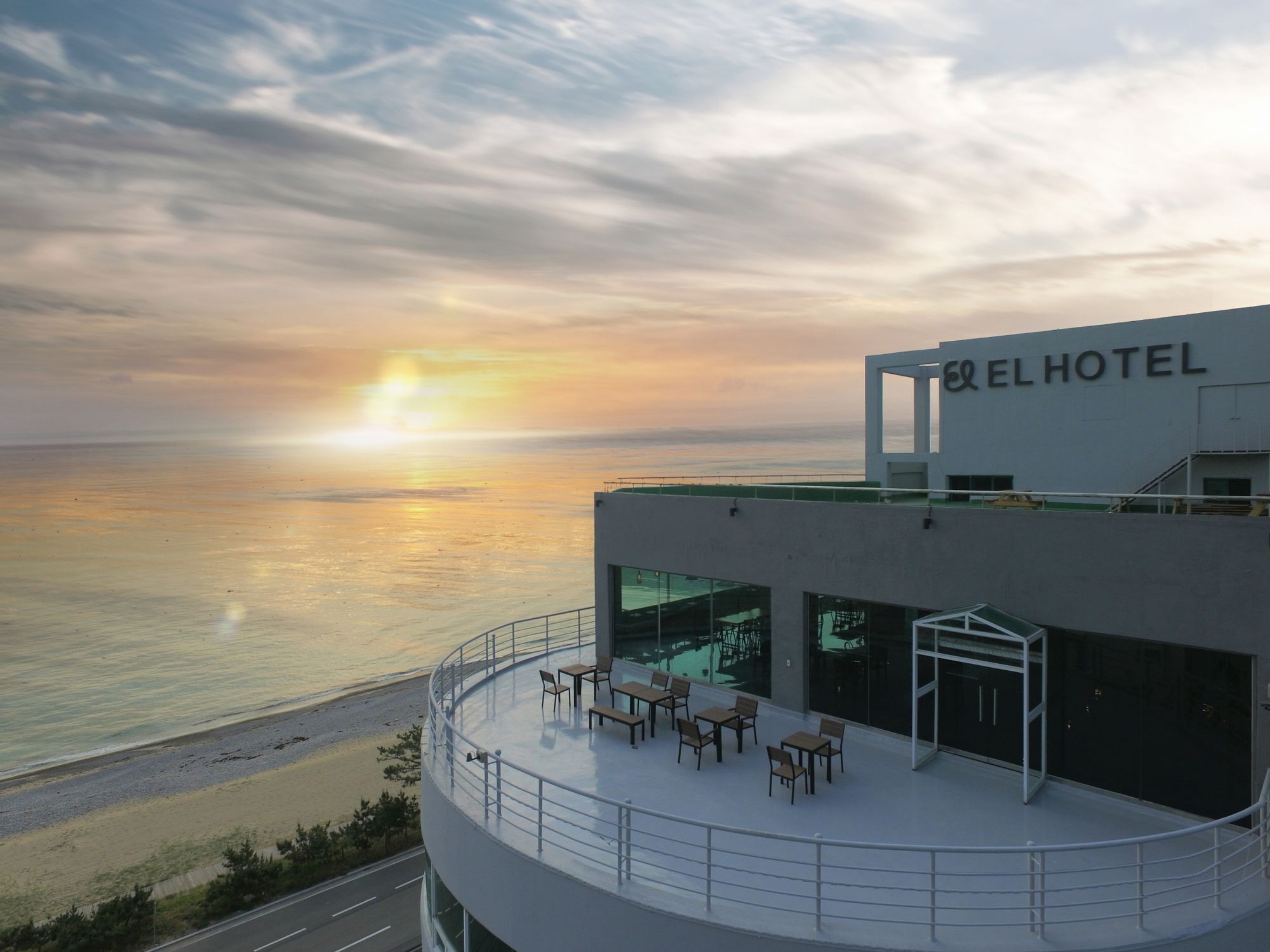 El Hotel Jangjang Kültér fotó